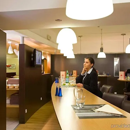 Mercure Paris Le Bourget Aeroport 4*