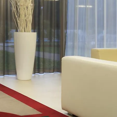 Mercure Paris Le Bourget Aeroport