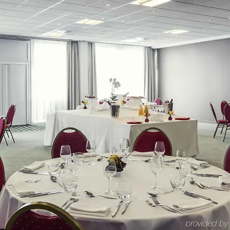 Mercure Paris Le Bourget Aeroport Hotel 4*