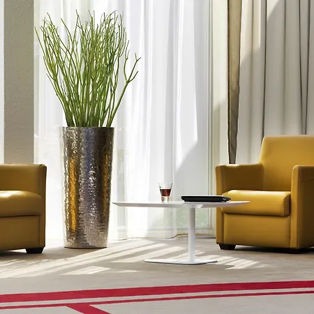 Mercure Paris Le Bourget Aeroport Hotel 4*