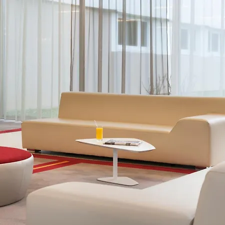 Mercure Paris Le Bourget Aeroport 4*