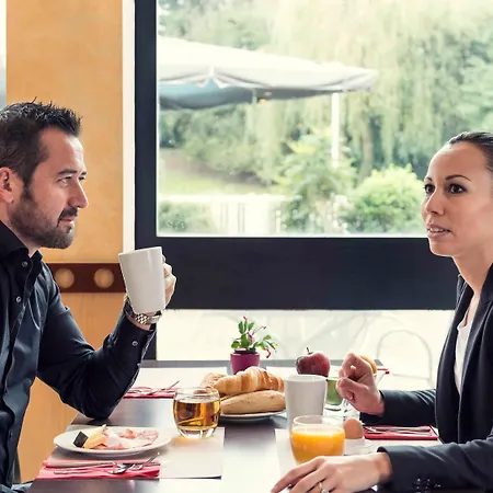 Mercure Paris Le Bourget Aeroport Le Blanc-Mesnil