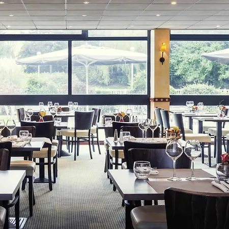 Mercure Paris Le Bourget Aeroport Szálloda