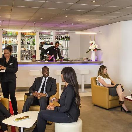 Hotel Mercure Paris Le Bourget Aeroport