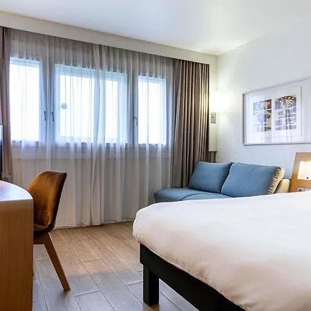 Mercure Paris Le Bourget Aeroport לה בלאן מניל