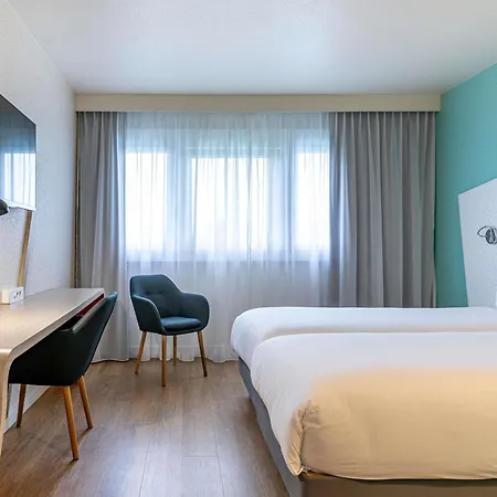 מלון Mercure Paris Le Bourget Aeroport