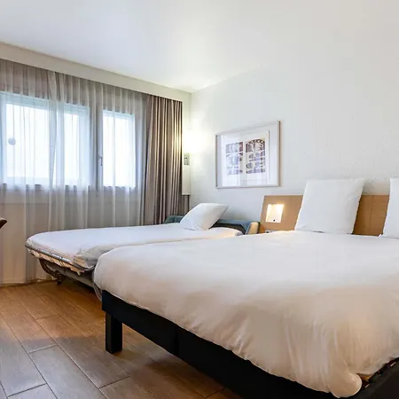 Mercure Paris Le Bourget Aeroport Szálloda 4*