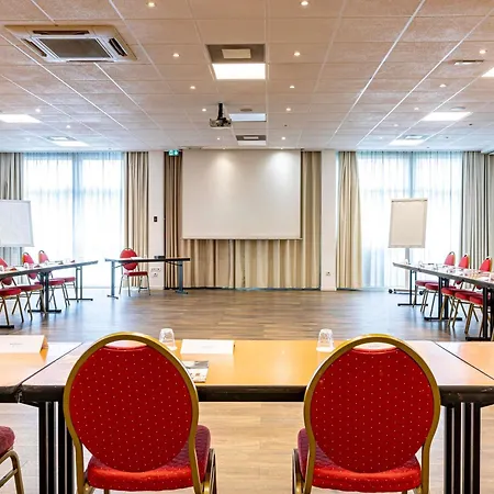 Mercure Paris Le Bourget Aeroport לה בלאן מניל