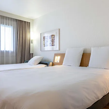 Mercure Paris Le Bourget Aeroport מלון