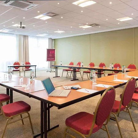 Hotel Mercure Paris Le Bourget Aeroport 4*
