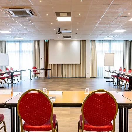 Mercure Paris Le Bourget Aeroport 4* Le Blanc-Mesnil