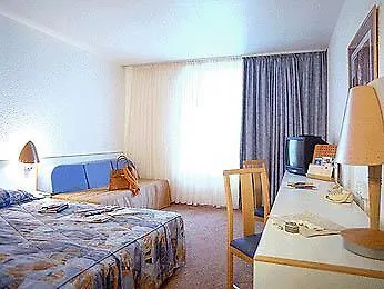 Mercure Paris Le Bourget Aeroport Отель 4*