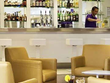 Mercure Paris Le Bourget Aeroport 4*