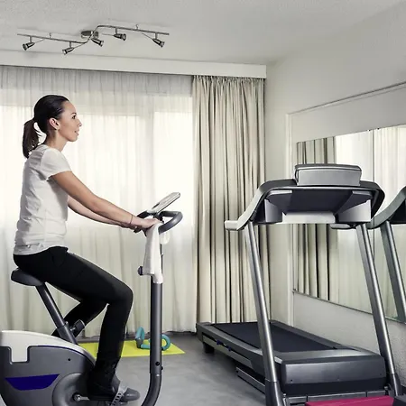 Hotel Mercure Paris Le Bourget Aeroport