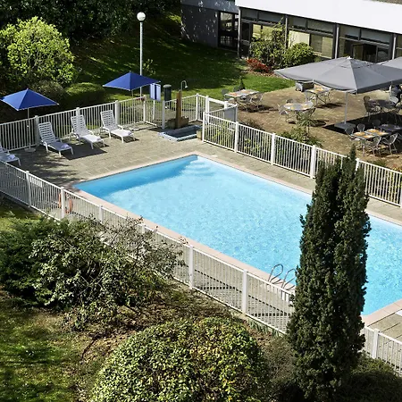 Mercure Paris Le Bourget Aeroport מלון