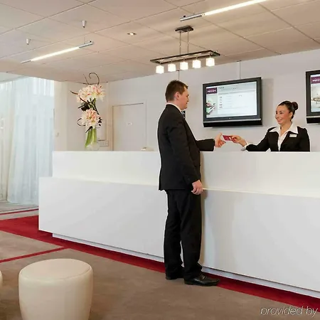 Mercure Paris Le Bourget Aeroport Отель 4*