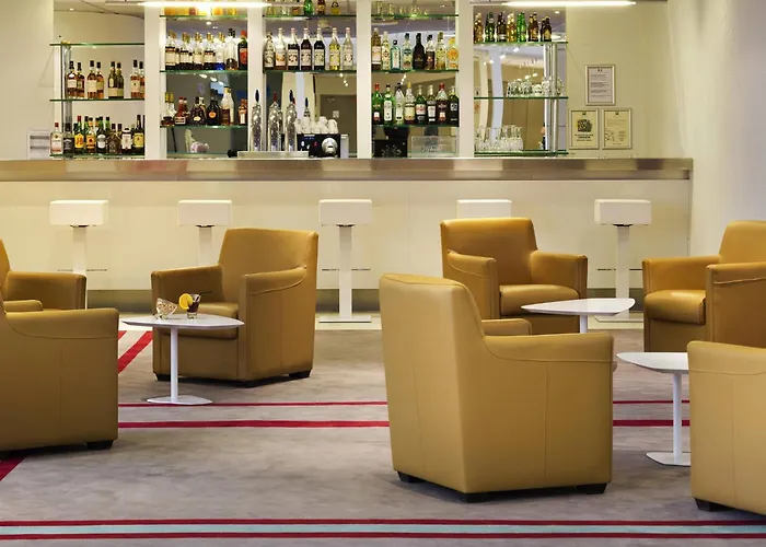 호텔 Mercure Paris Le Bourget Aeroport 4*