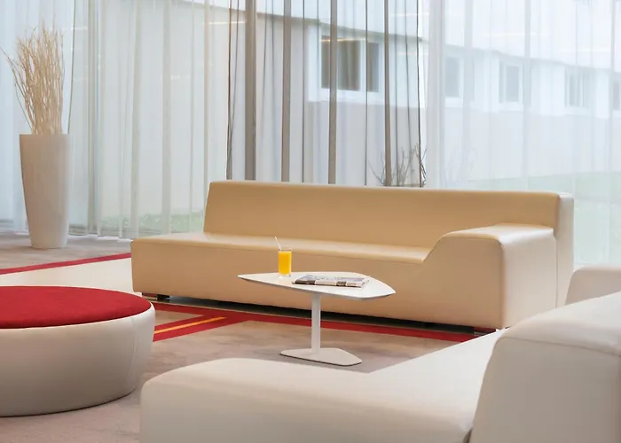 Mercure Paris Le Bourget Aeroport 4*