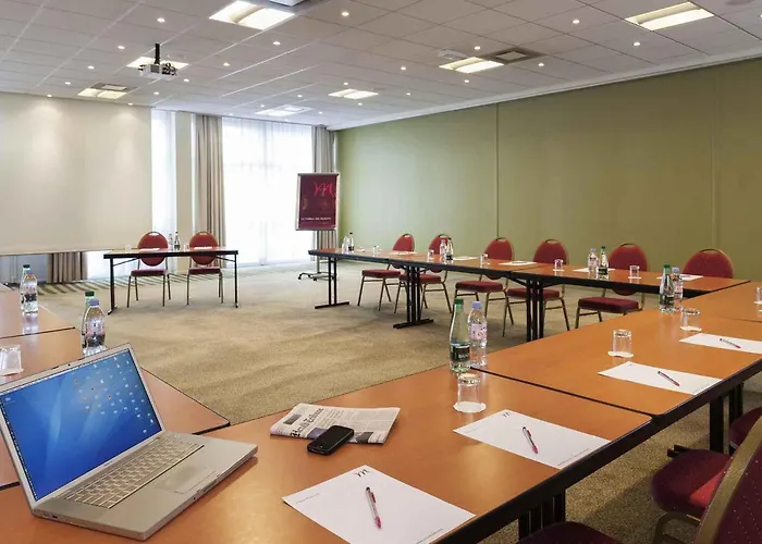 Mercure Paris Le Bourget Aeroport 酒店 勒布朗-梅尼尔