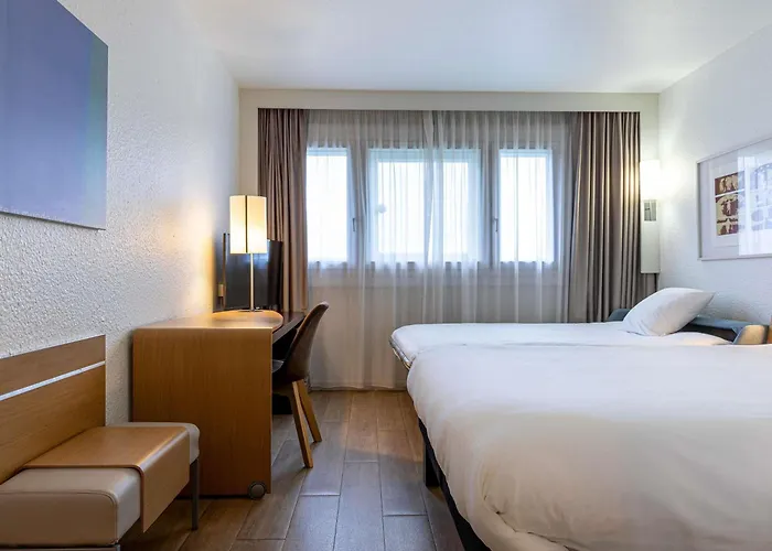 Mercure Paris Le Bourget Aeroport 4*