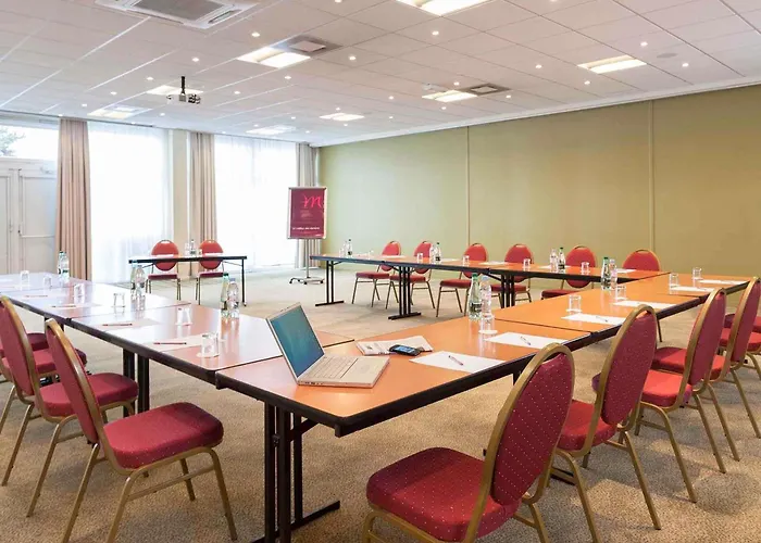 Mercure Paris Le Bourget Aeroport 4* Le Blanc-Mesnil