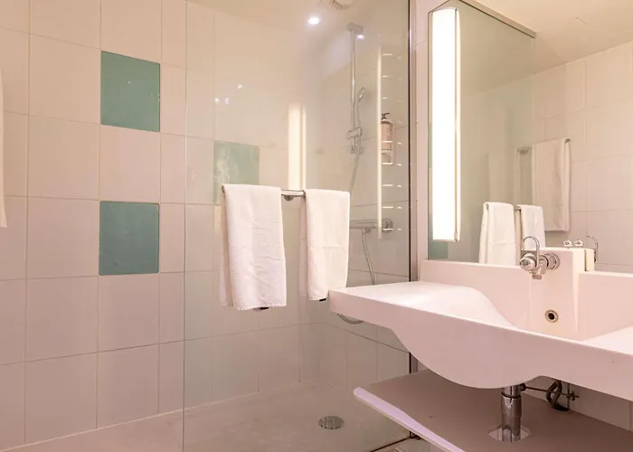 Mercure Paris Le Bourget Aeroport 4* 勒布朗-梅尼尔